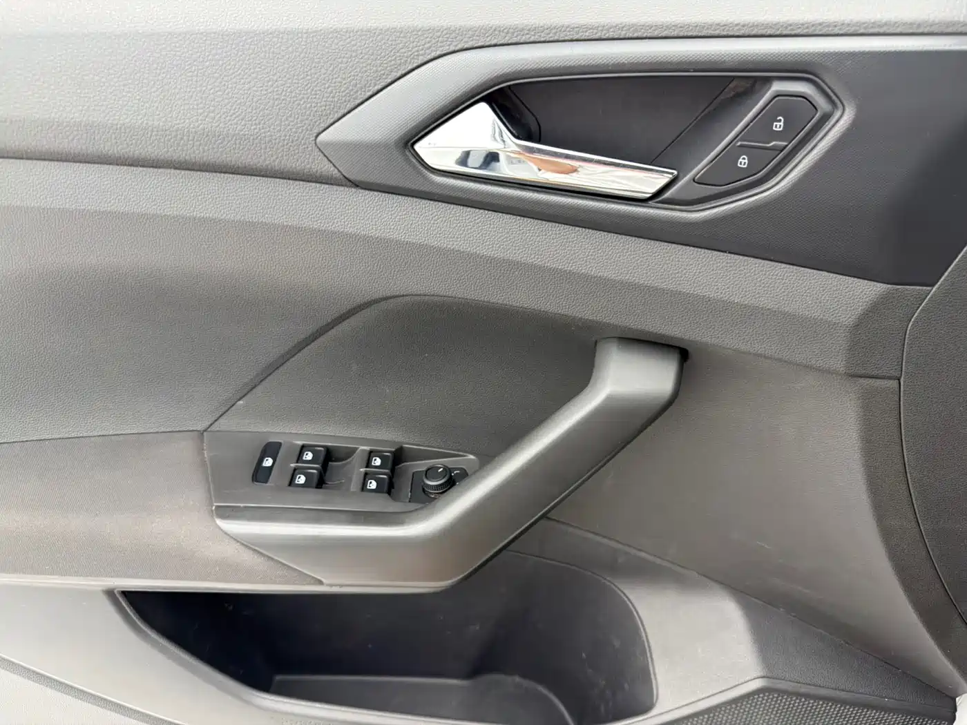 Volkswagen T-Cross 2023 Facelift 1.5L Automatic Trend Edition фото 7