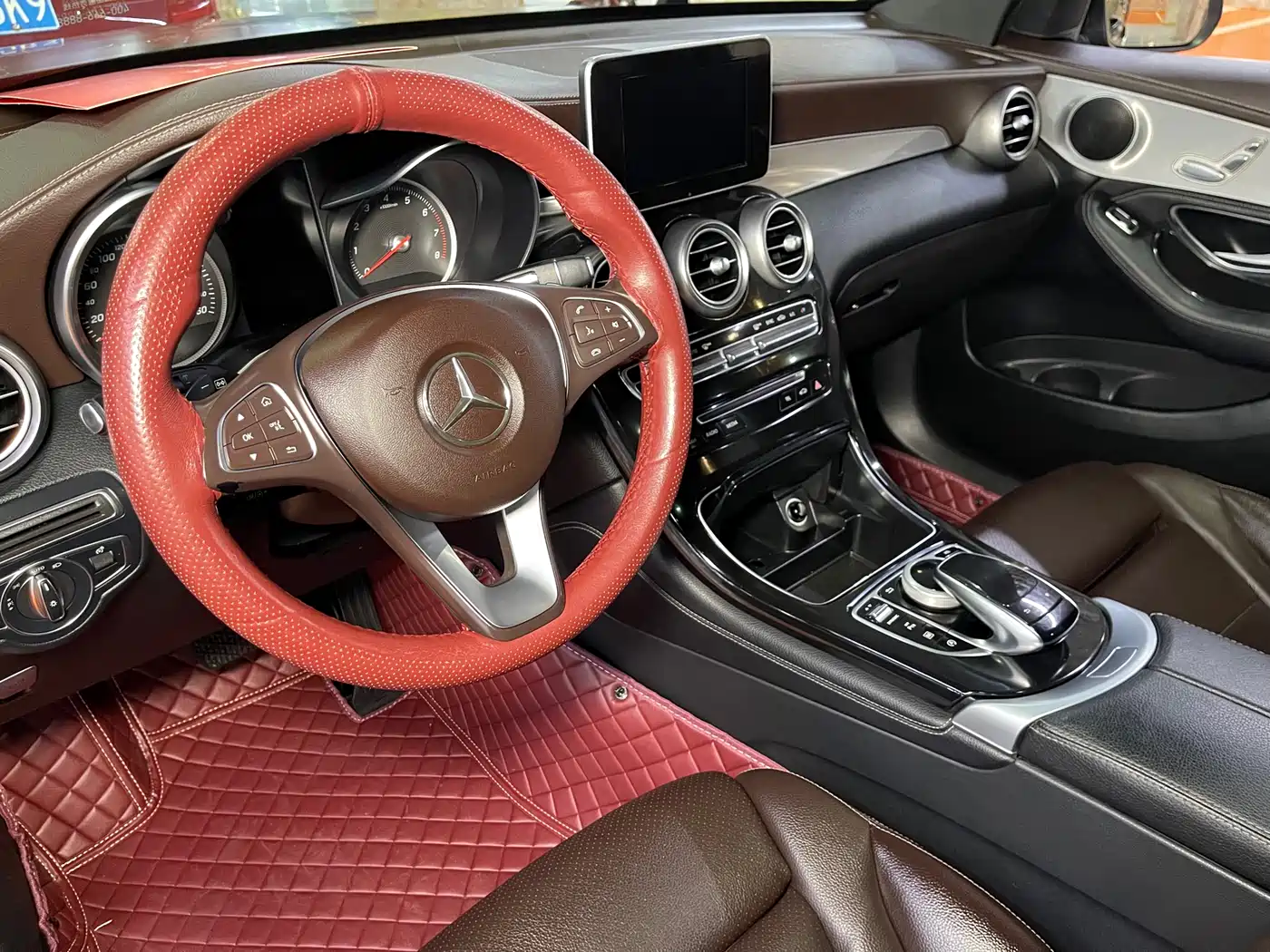 Mercedes-Benz GLC 2018 GLC 200 4MATIC фото 6