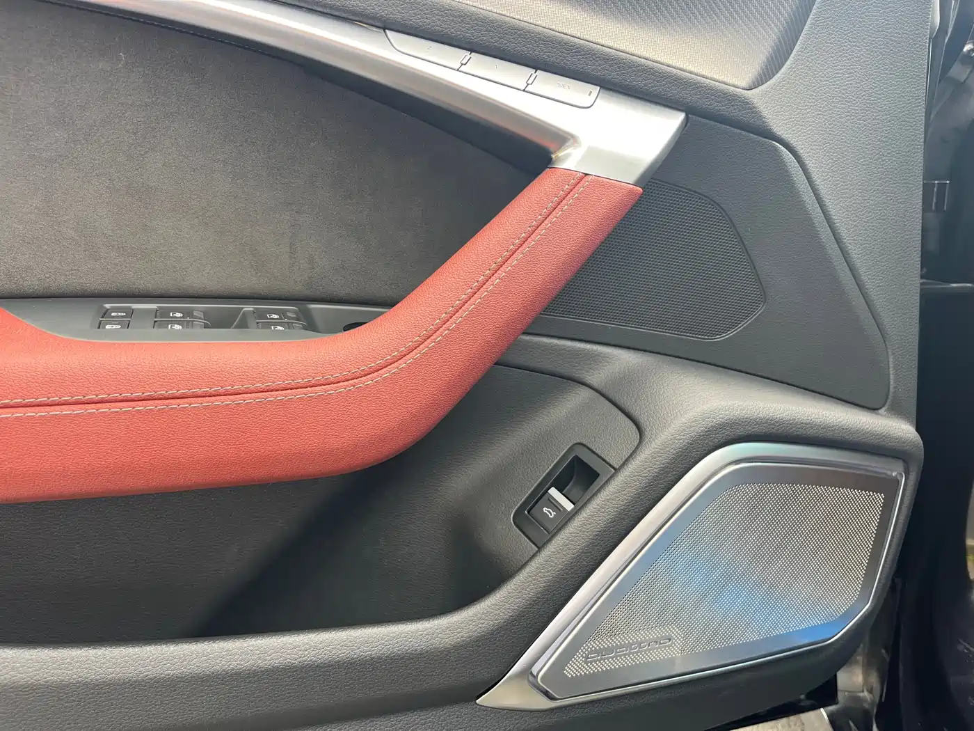 Audi A7L 2024 45 TFSI quattro Black Warrior Edition фото 10