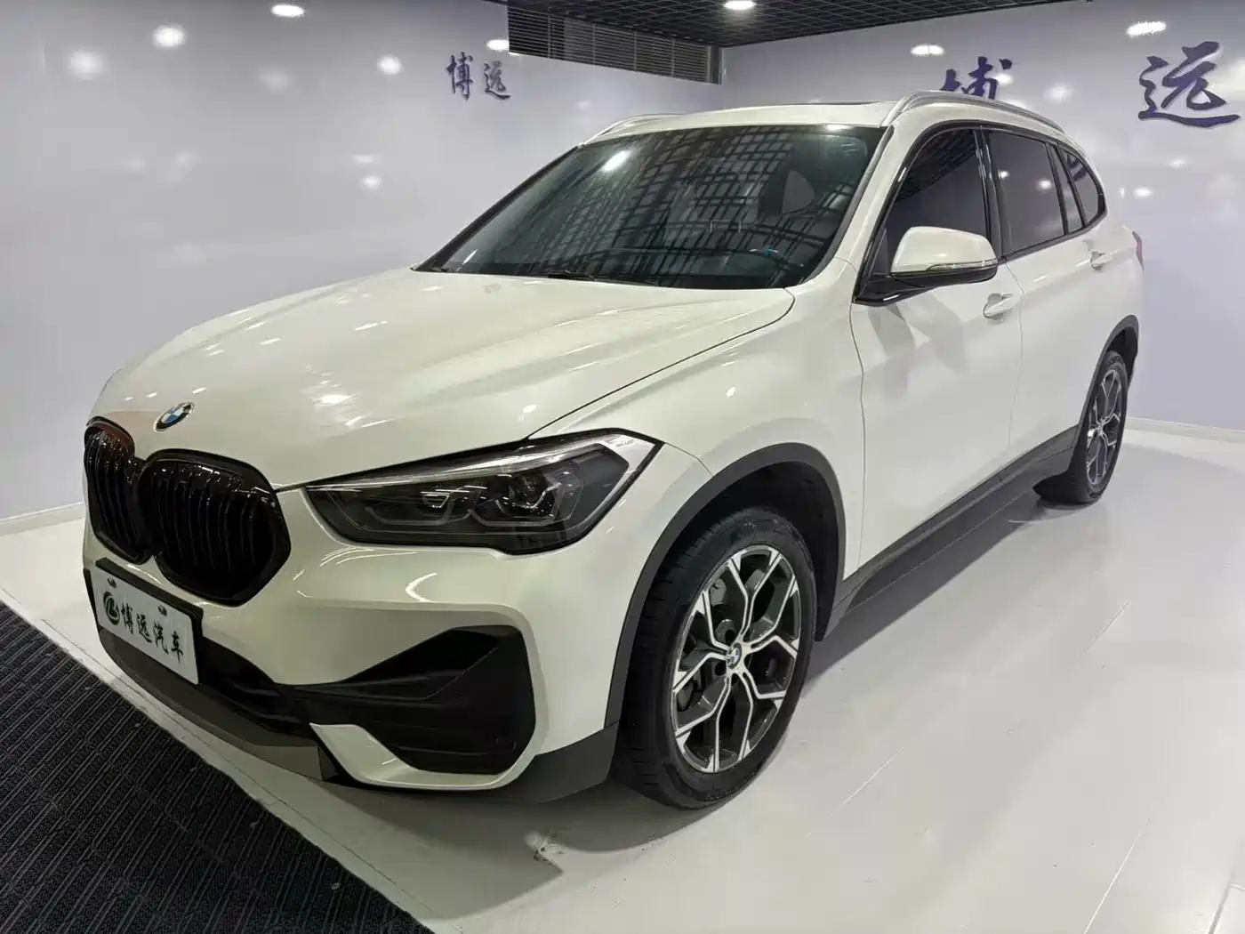 BMW X1 2022 sDrive25Li Leading