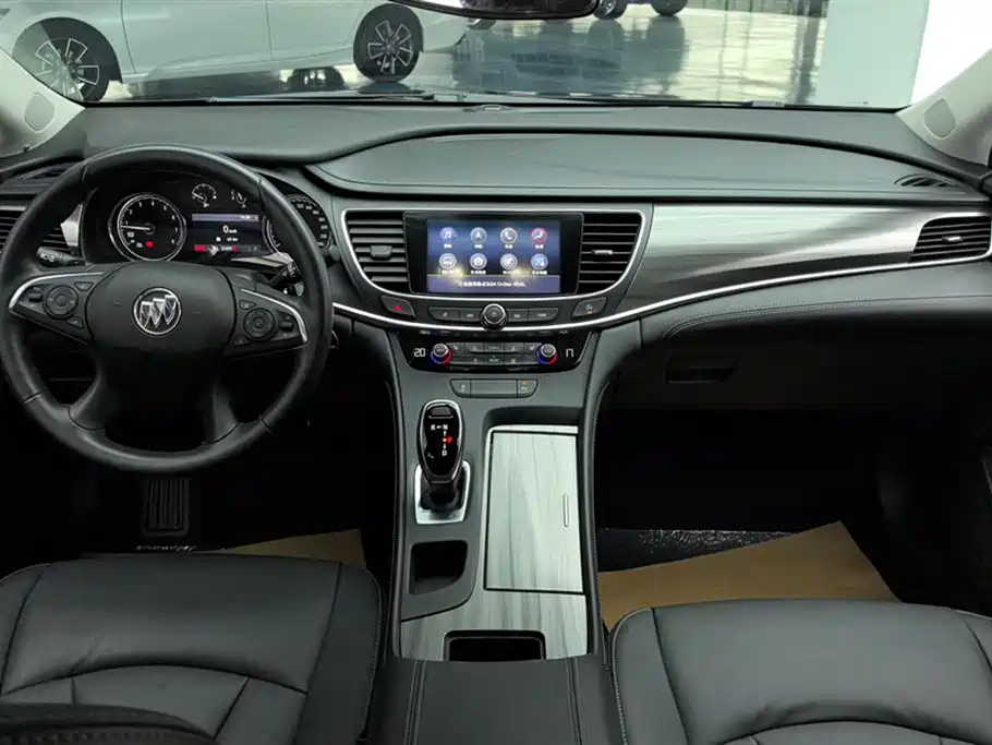 BUICK LACROSSE
