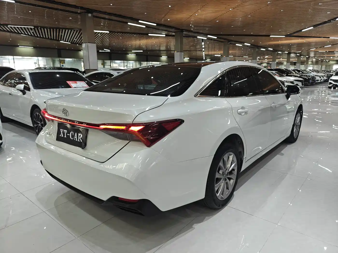 Toyota Avalon 2024 Model 2.0L Premium Selection Edition фото 13