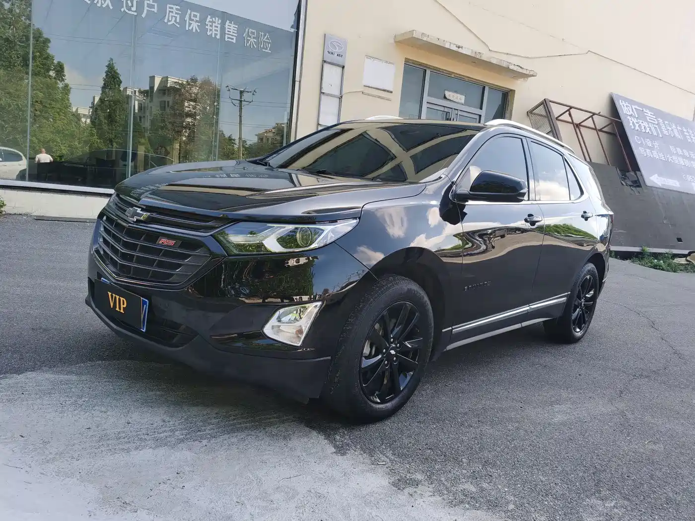 Chevrolet Equinox 2018 RS 550T Automatic 4WD Pioneer Edition фото 2