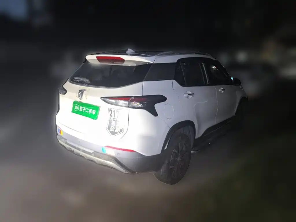 Photo 4 - Baojun 510