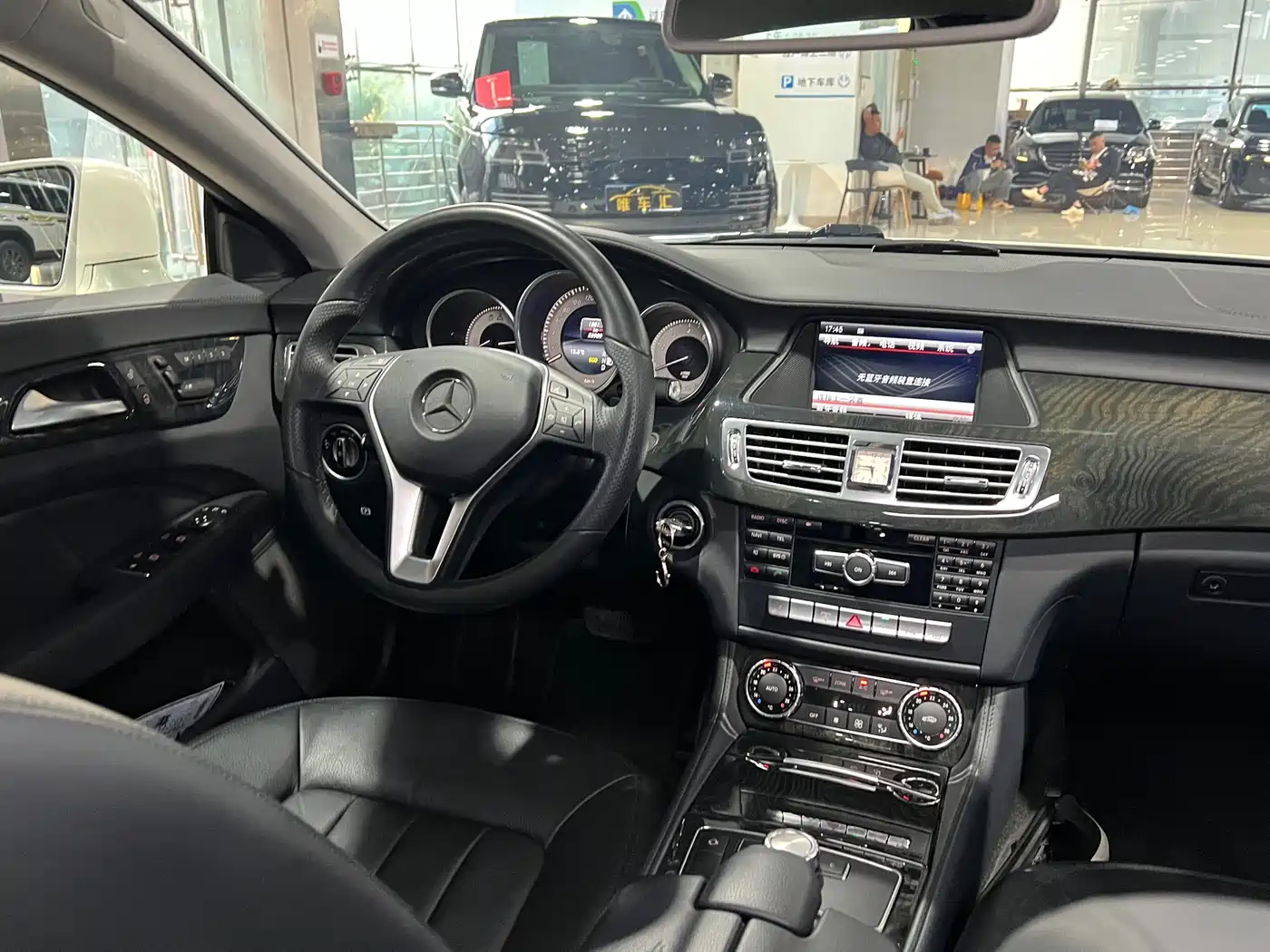 Mercedes-Benz CLS 2012 CLS 300 CGI фото 22