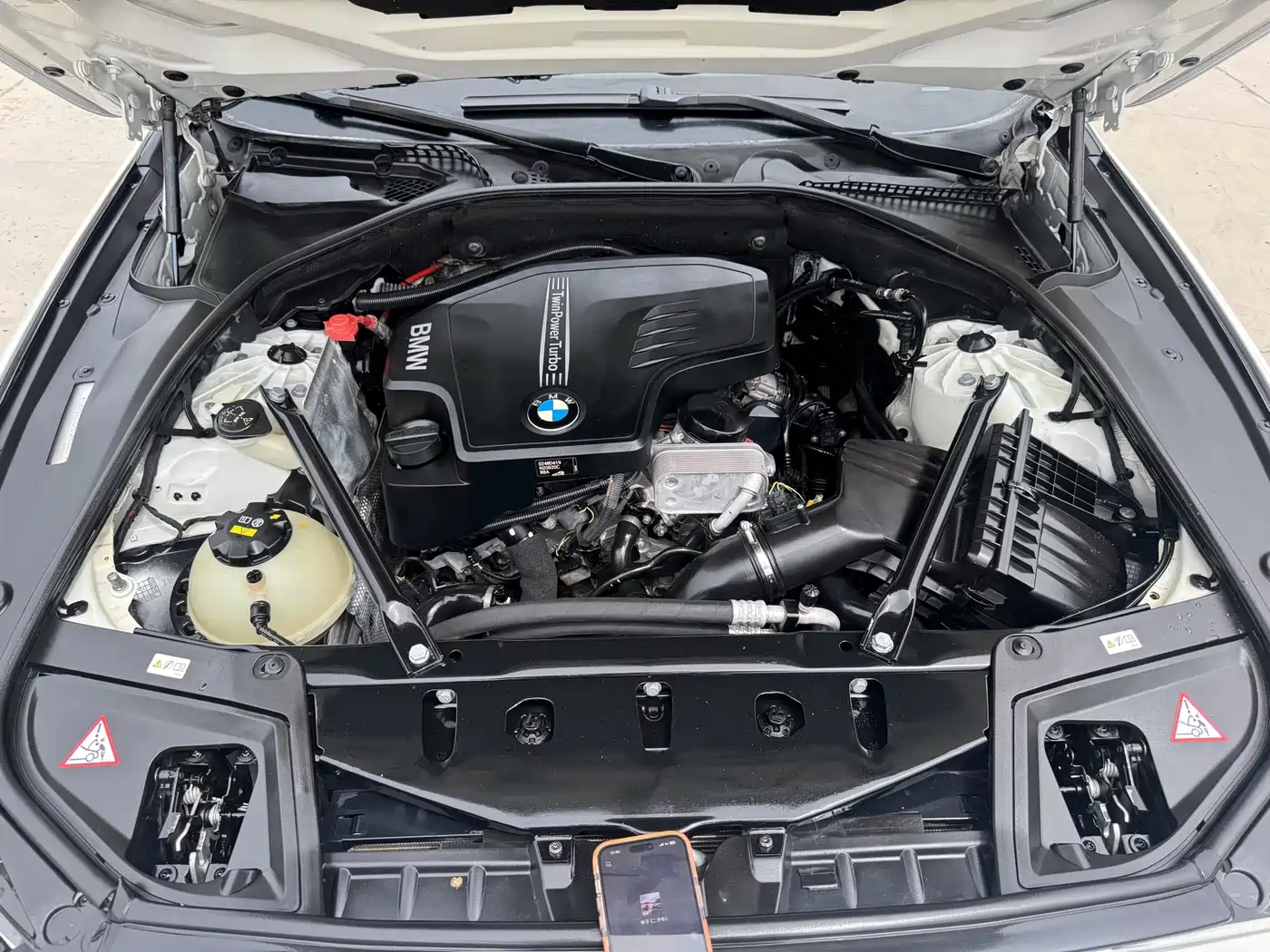 BMW 5 Series 2014 525Li Luxury Design Package фото 15