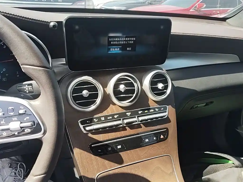 Mercedes-Benz GLC 2022 Facelift GLC 300 L 4MATIC Dynamic Collector's Edition фото 13