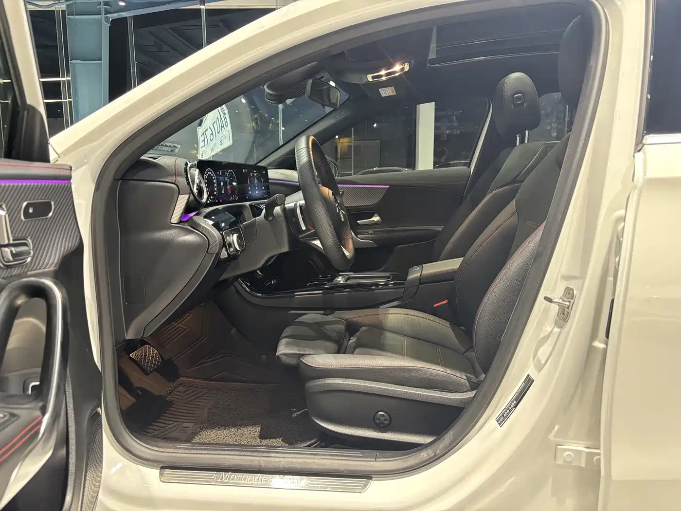 Mercedes-Benz A-Class 2025 2025 A 200 L Fashion Edition