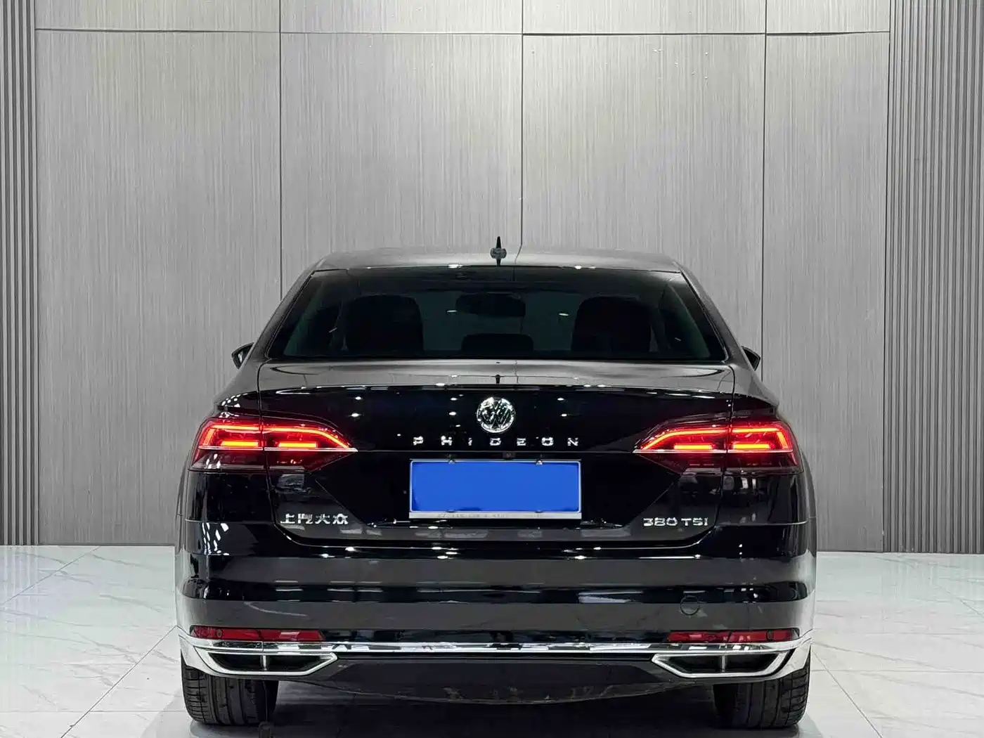 Volkswagen Phideon 2018 Facelift 380TSI FWD Business фото 5