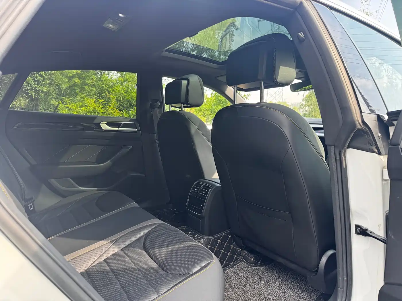 VOLKSWAGEN FAW-CC