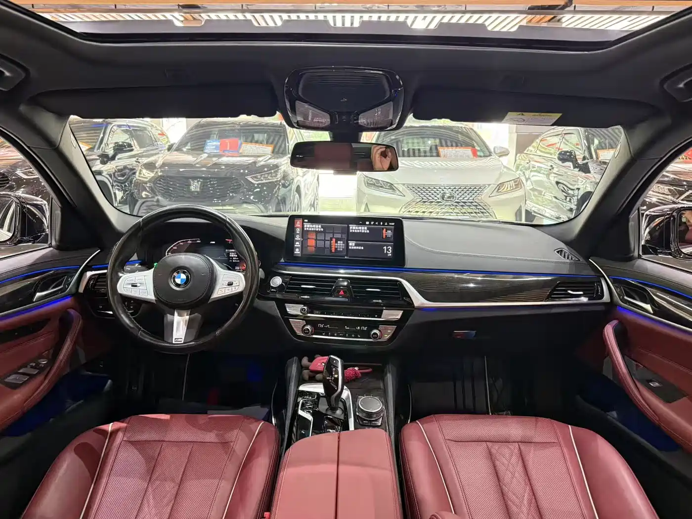 BMW 5 Series 2022 525Li M Sport Package фото 6