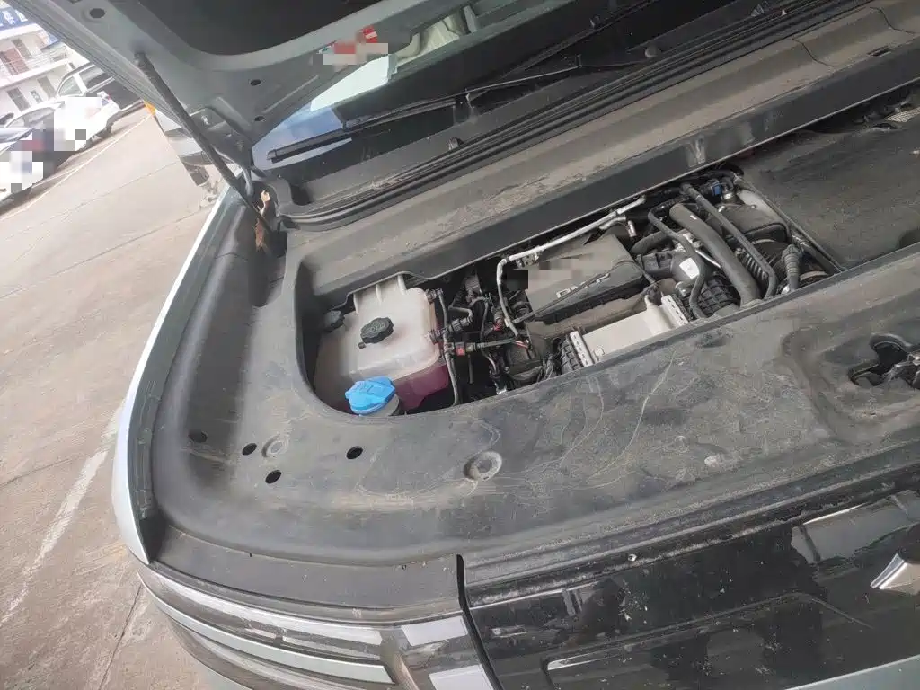 Fang Cheng Bao Titanium 7 2026 2025 AWD Base Model