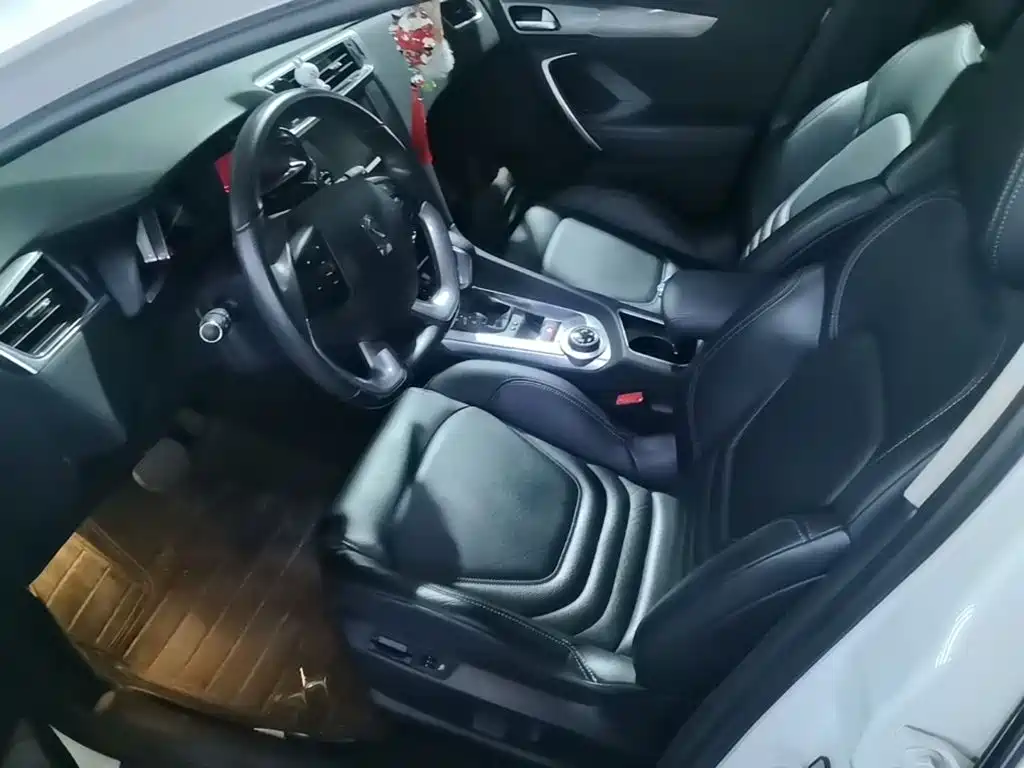DS 6 2016 2016 1.6T Luxury THP160