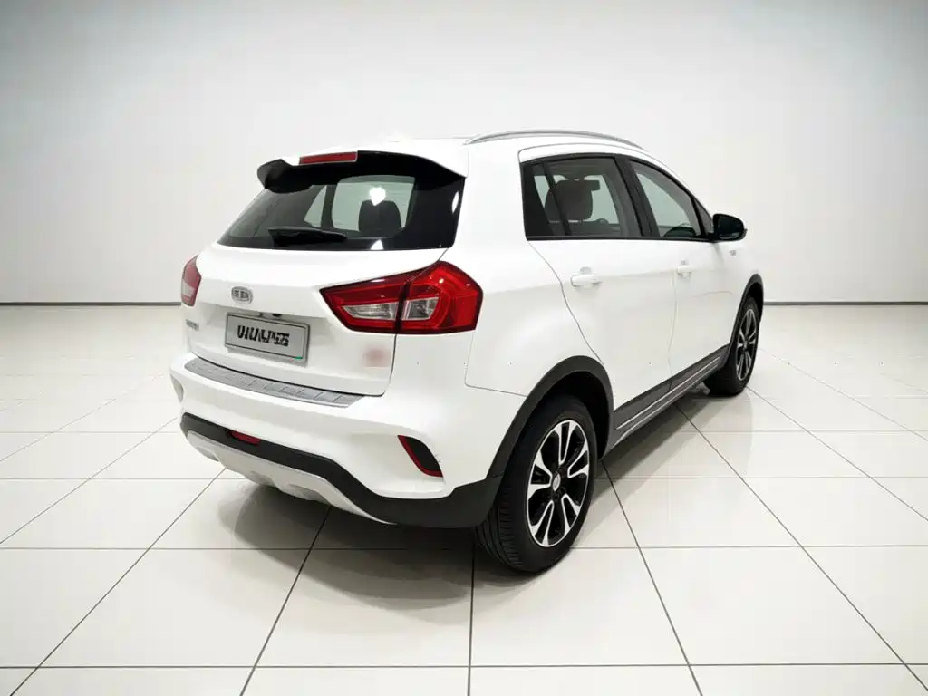 Фото 4 - Geely Vision X3