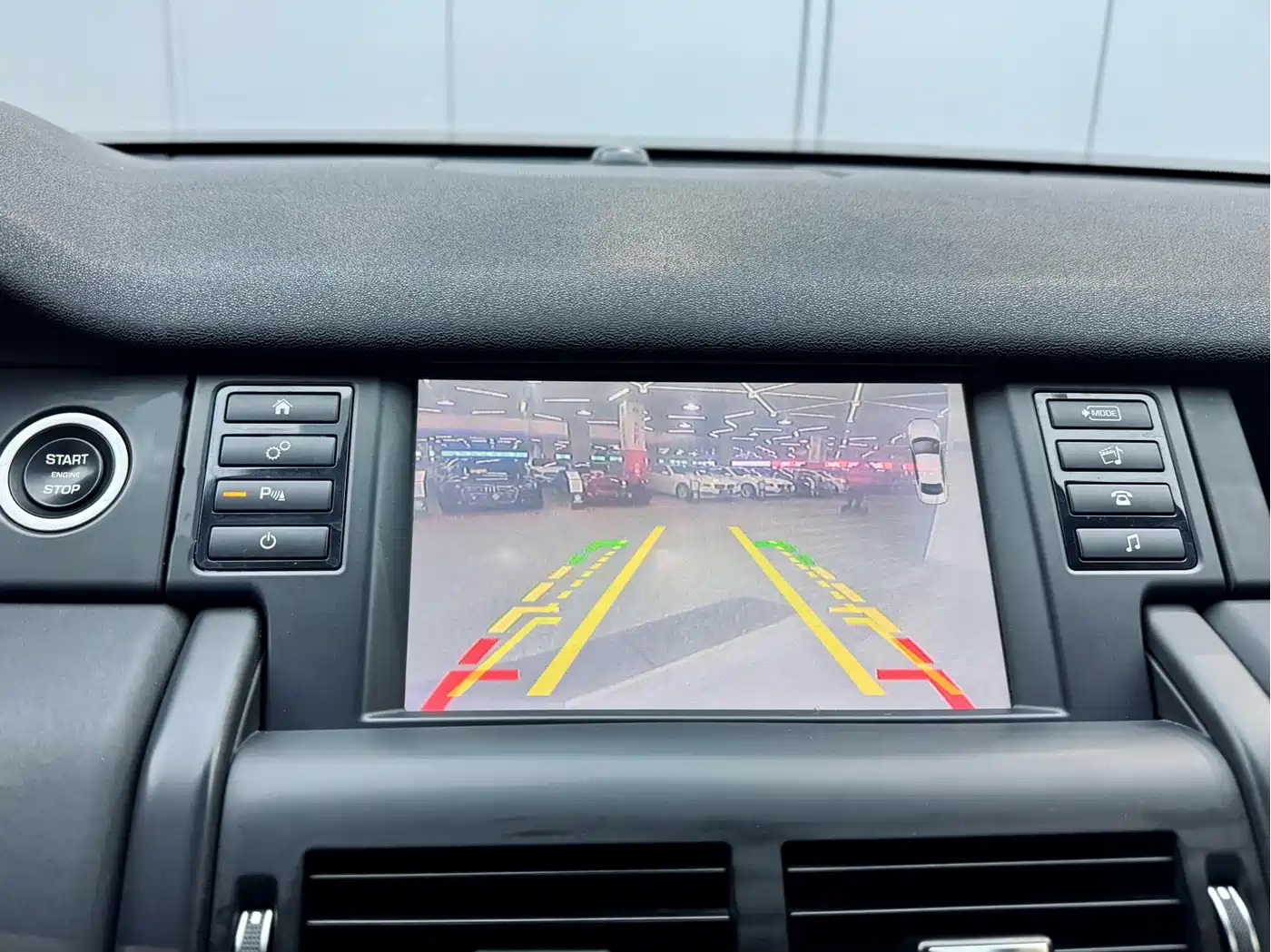 Land Rover Discovery Sport 2016 2.0T S фото 13