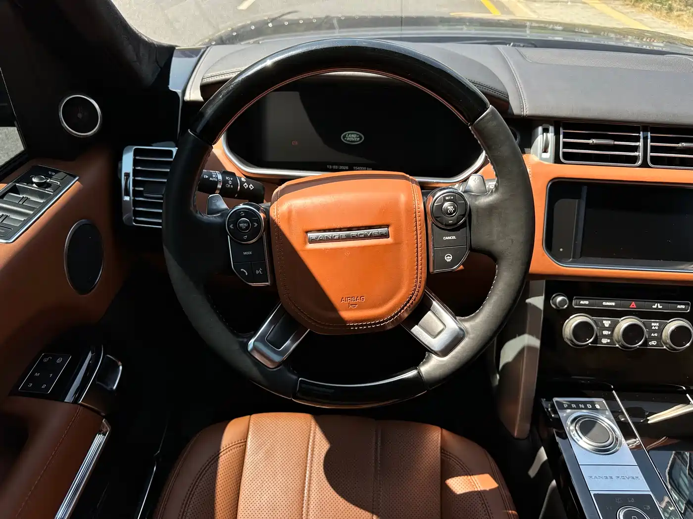 LAND ROVER RANGE ROVER