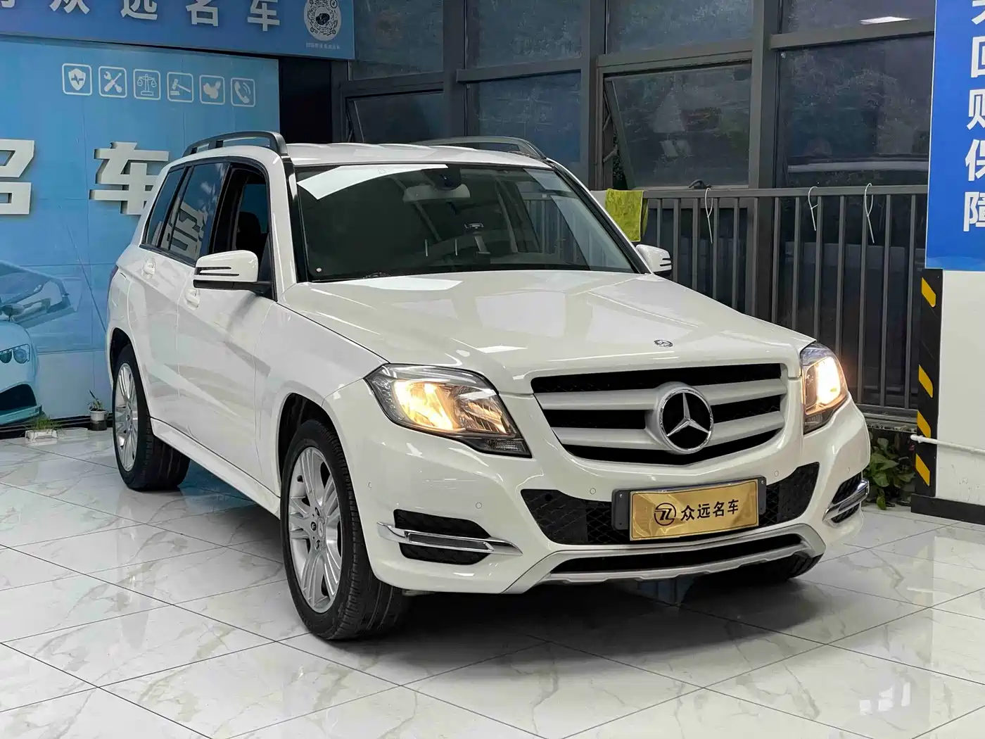 Mercedes-Benz GLK-Class 2013 GLK 300 4MATIC Dynamic фото 3