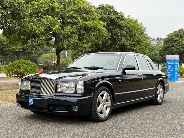  Bentley Arnage 2005 Model R 6.8T