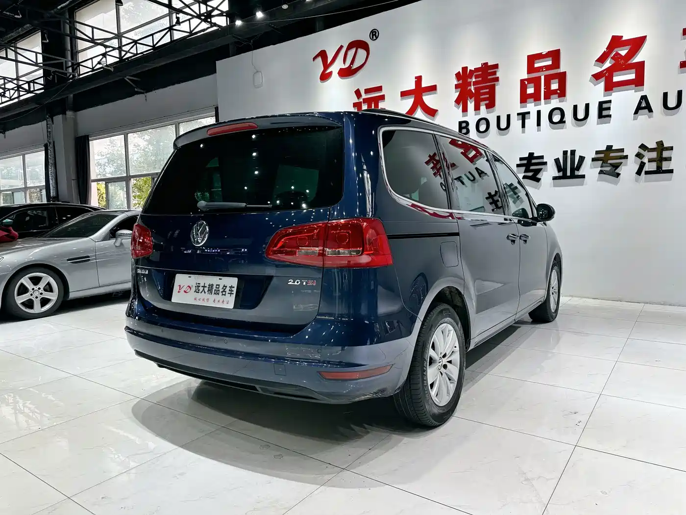 Volkswagen Sharan 2013 2013 2.0TSI Standard