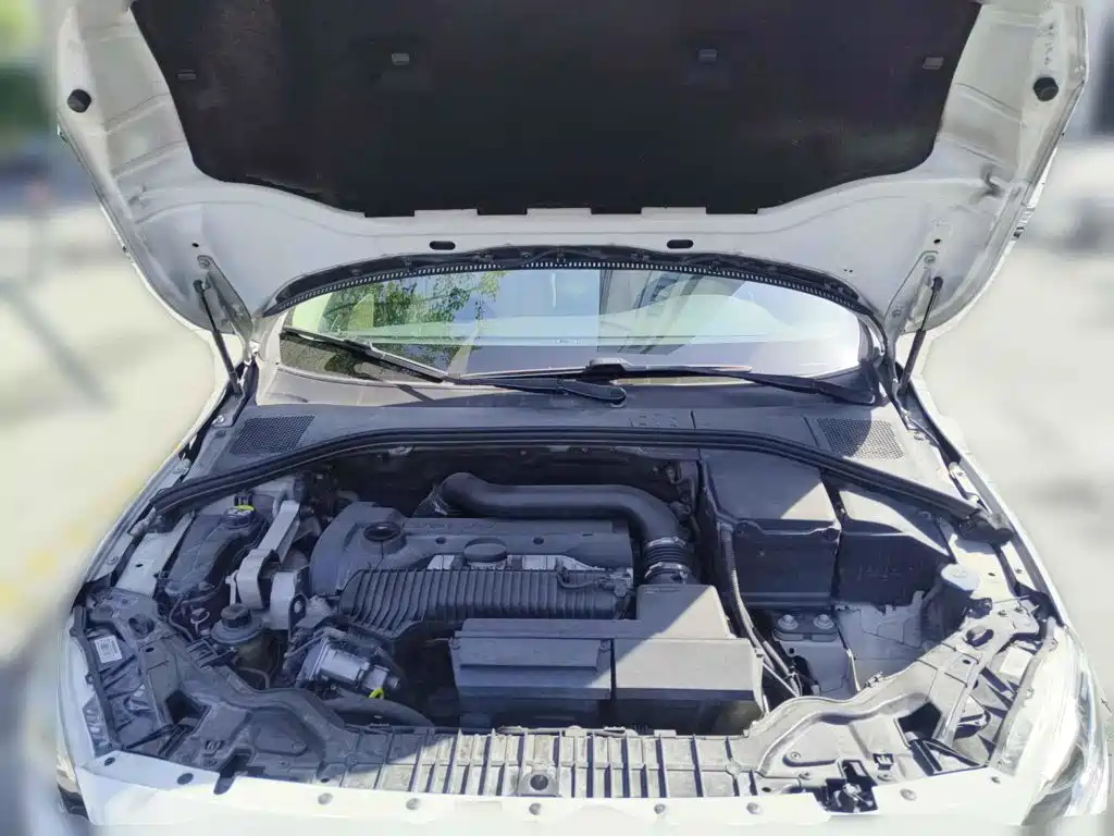 Volvo S60 (Import) 2013 2014 T5 Zhiyi Edition