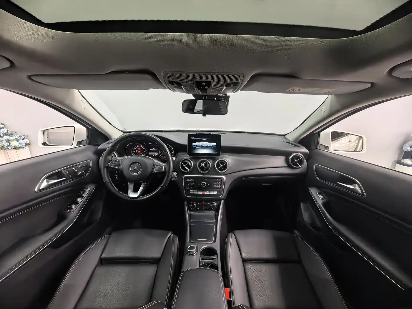 Mercedes-Benz GLA 2018 GLA 200 Fashion фото 12
