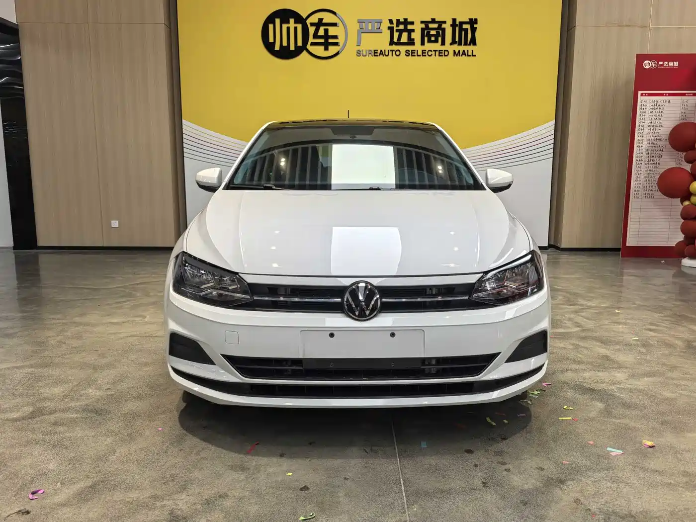 Volkswagen Polo 2023 Facelift Plus 1.5L Auto Chroma Tech Edition фото 2