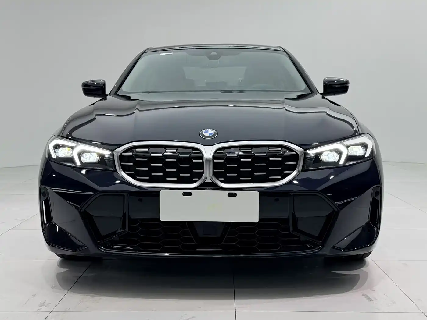 BMW 3 Series 2024 325i M Sport Package фото 2