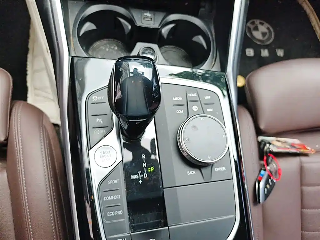 BMW 3 Series 2020 320Li M Sport Package фото 10