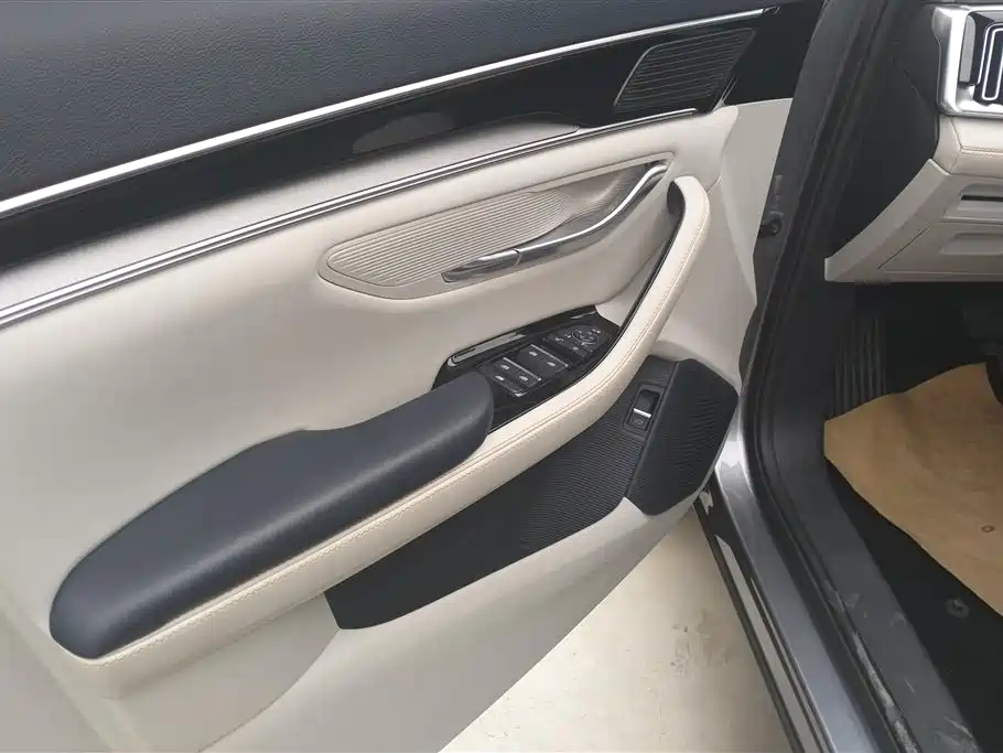 BYD Song PLUS PHEV 2021 DM-i 110KM Flagship PLUS фото 7