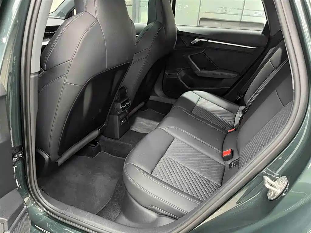 Audi A3 2023 A3L Limousine 35 TFSI Fashion Elegance фото 13