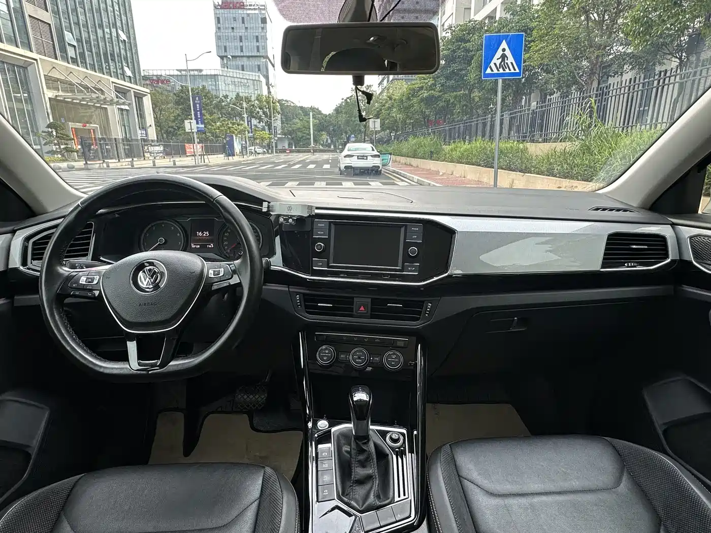 Volkswagen Tayron 2019 330TSI 2WD Luxury China VI фото 9