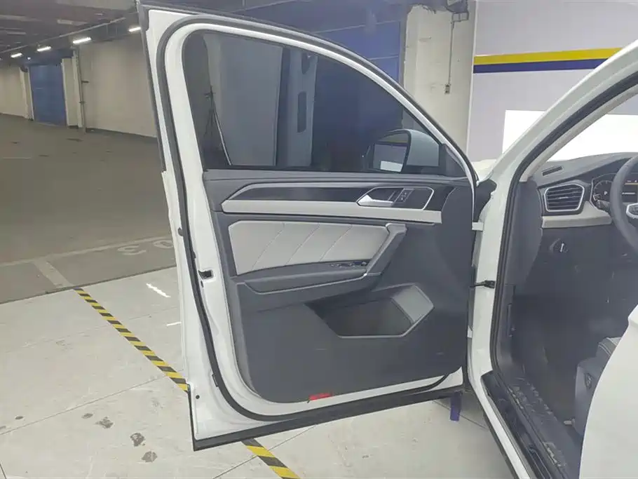 Volkswagen Tayron 2026 Model Shared Edition 300TSI фото 7