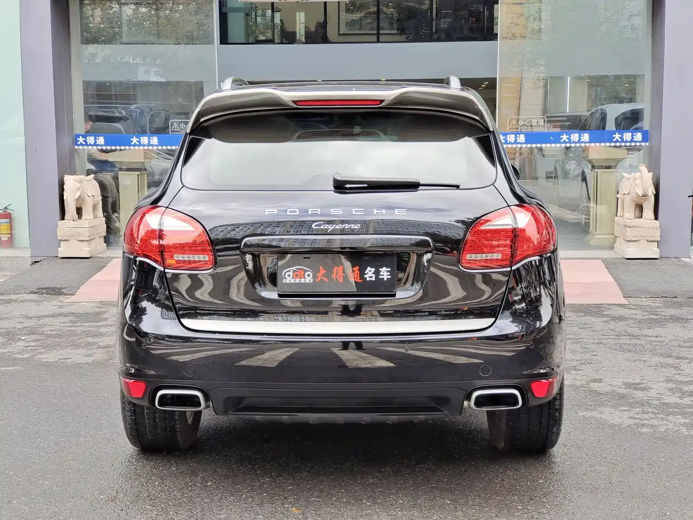 Porsche Cayenne 2014 Cayenne Platinum Edition 3.0T фото 4
