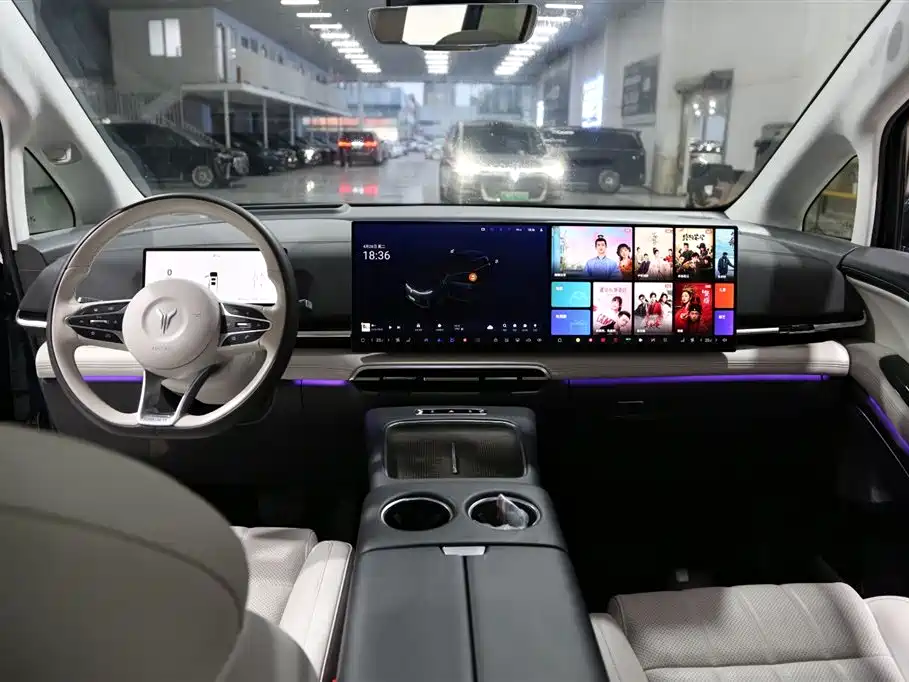Voyah Auto Voyah Dreamer 2025 PHEV AWD Flagship Kunpeng Edition фото 13