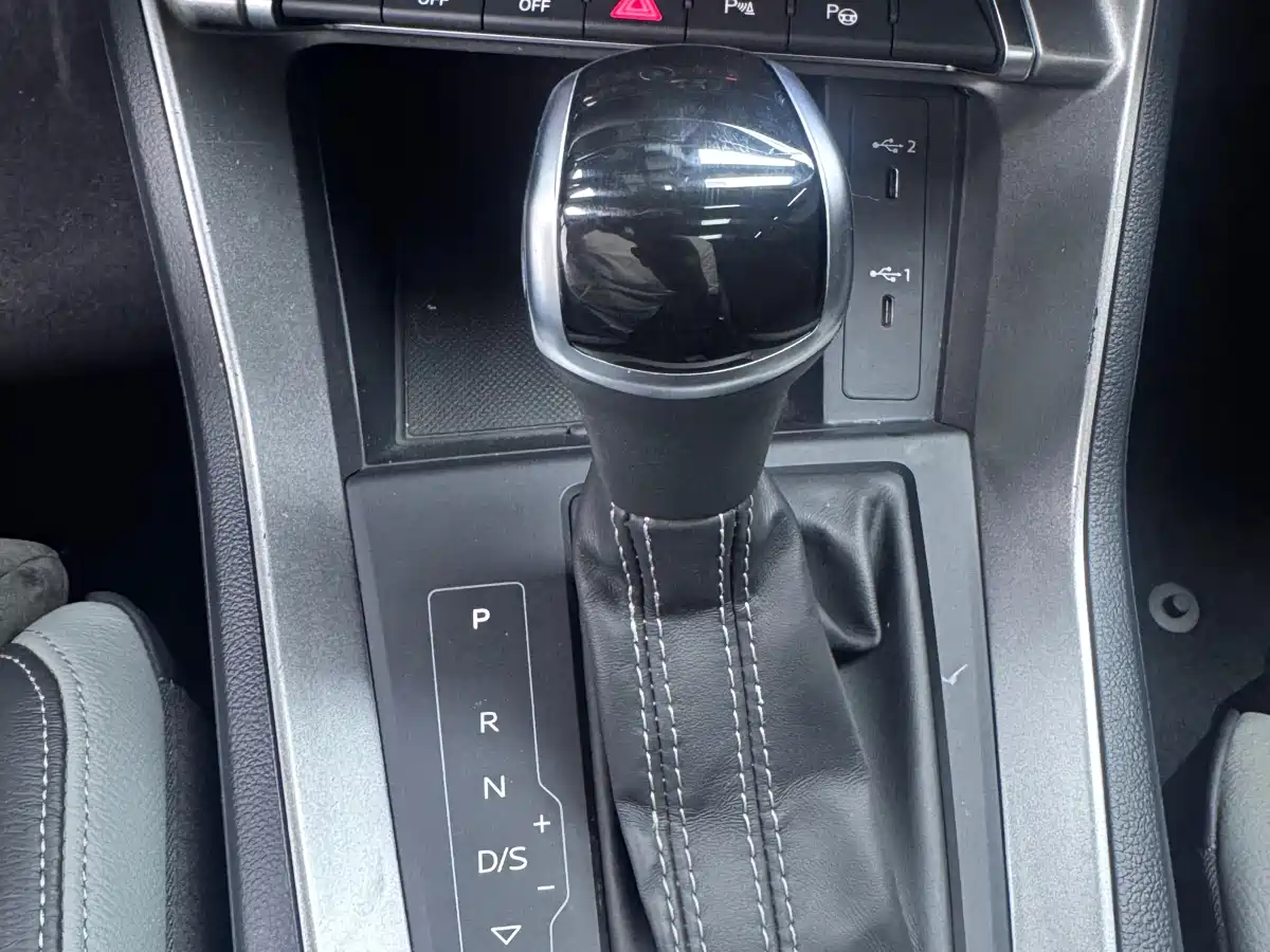 Audi Q3 2022 35 TFSI Fashion Dynamic фото 20