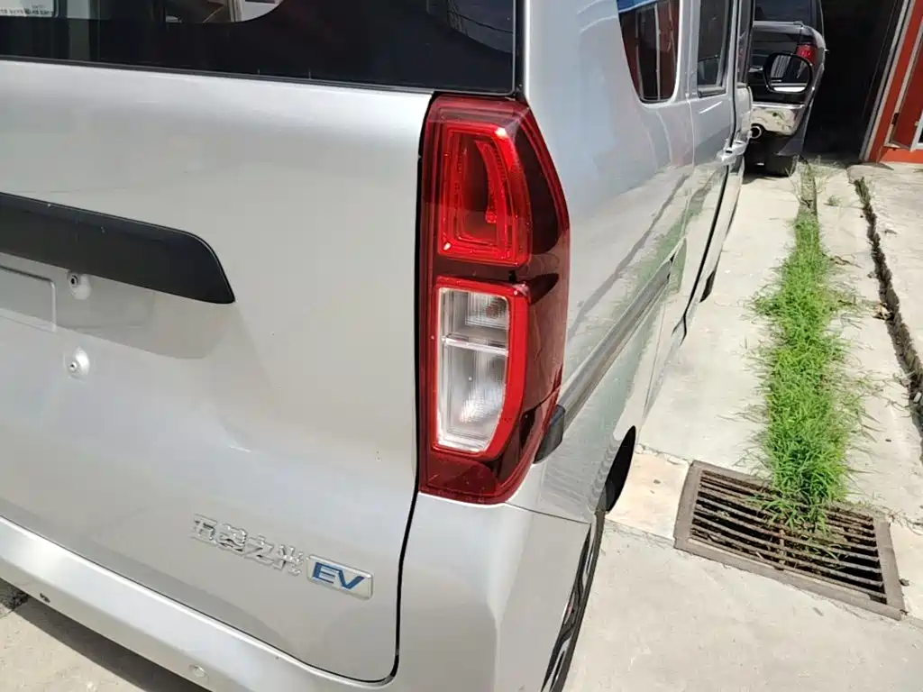 Wuling Motors Wuling Zhiguang NEV 2026 2025 Model Comfort