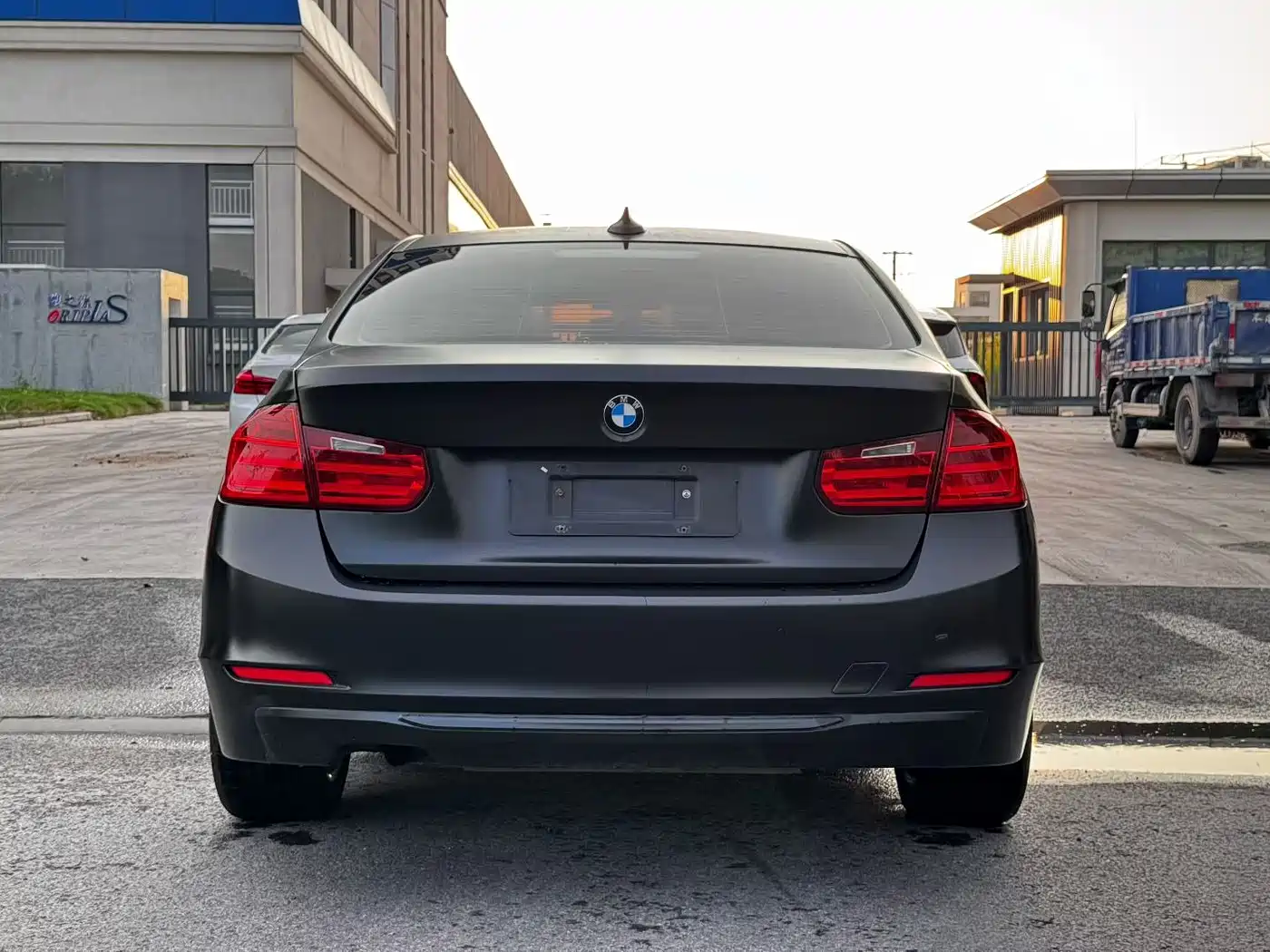 Фото 8 - BMW 3 Series