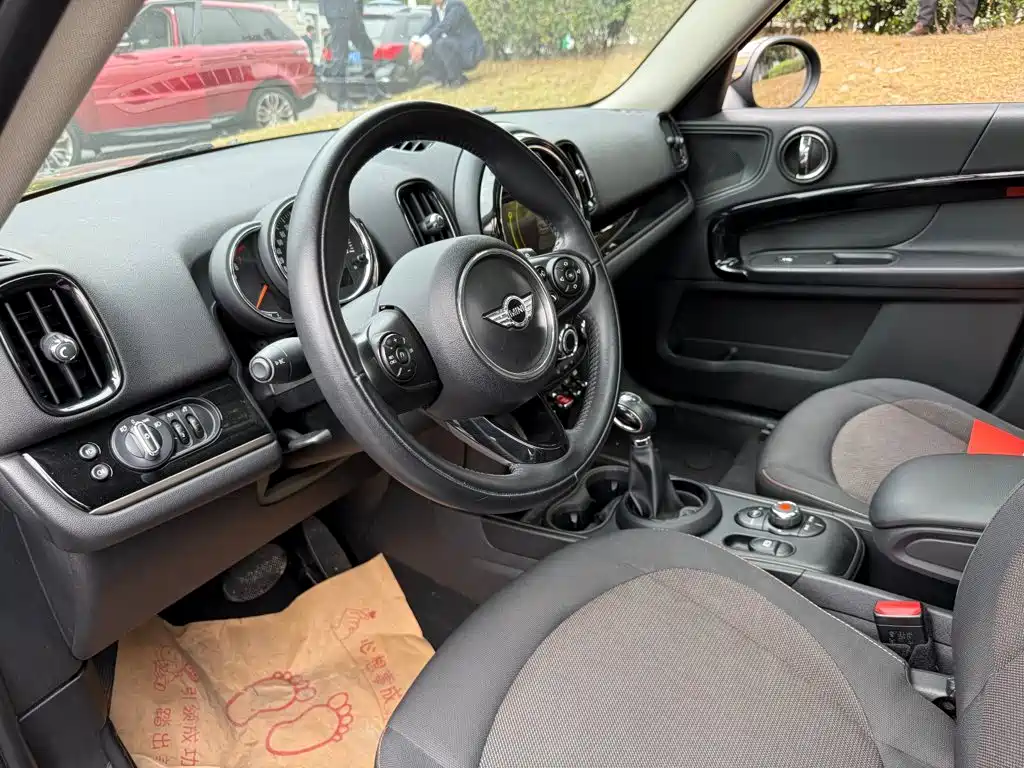 Фото 7 - MINI COUNTRYMAN