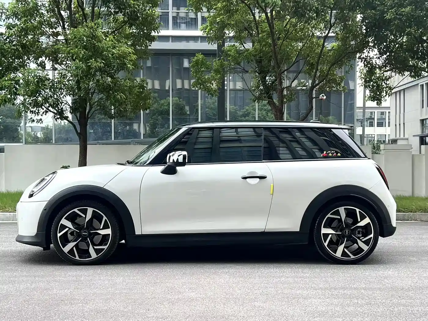 MINI MINI 2026 2025 2.0T COOPER S Artist