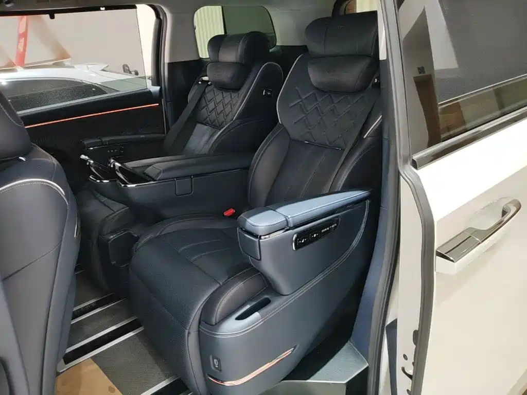 GAC Trumpchi Trumpchi Xiangwang M8 2025 2025 Model QianKun Series Ultra First Class
