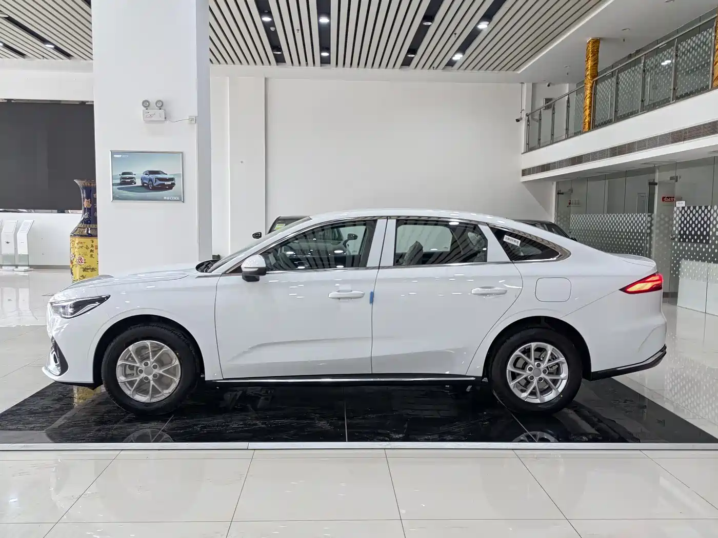 Geely Galaxy Galaxy Stellar 6 2025 125km Long Voyage Edition фото 11
