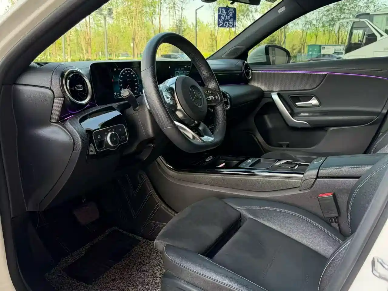 Mercedes-Benz A-Class 2020 A 180 L Sport Sedan фото 7