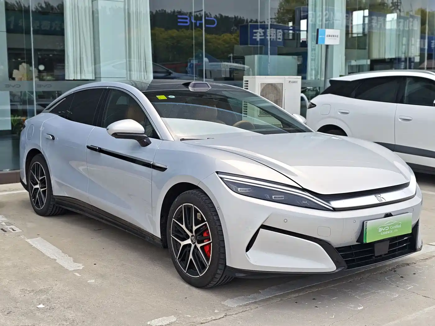 BYD Han L 2025 EV AWD LiDAR Flagship фото 3
