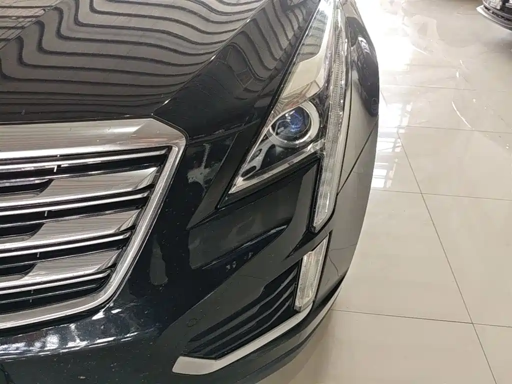 Cadillac XT5 2016 25T Luxury Model фото 24