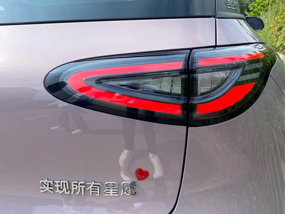 Geely Galaxy Starry Wish 2025 310km Youth Edition фото 15