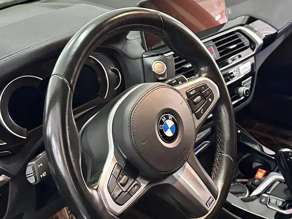 Фото 19 - BMW X3