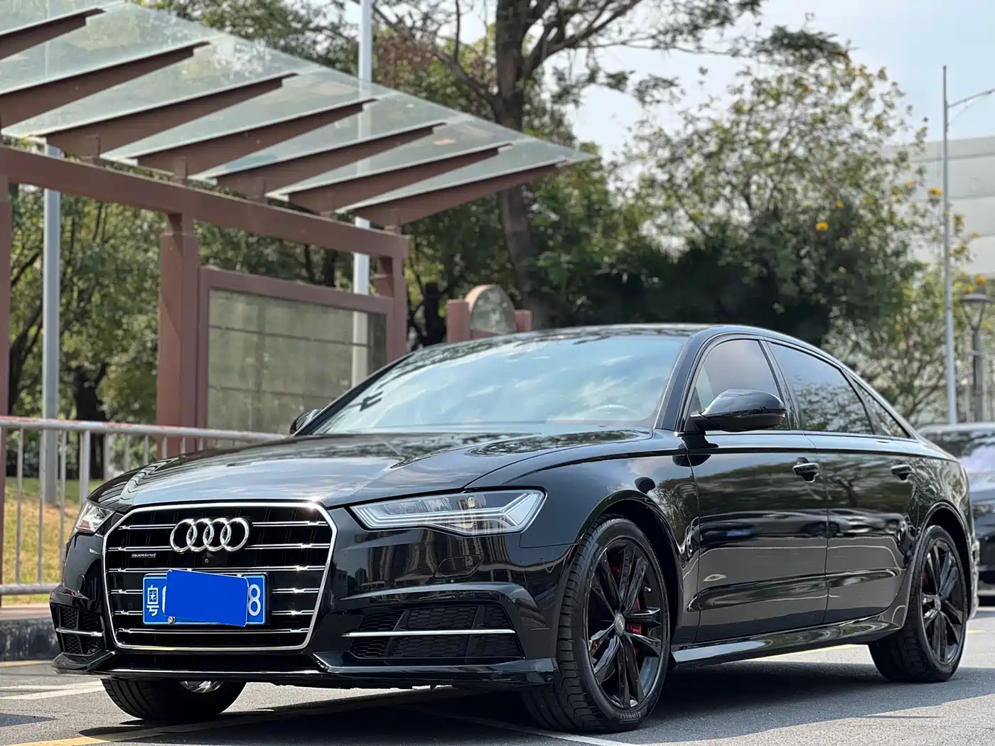 Audi A6L 2018 30th Anniversary 45 TFSI quattro Sport фото 22
