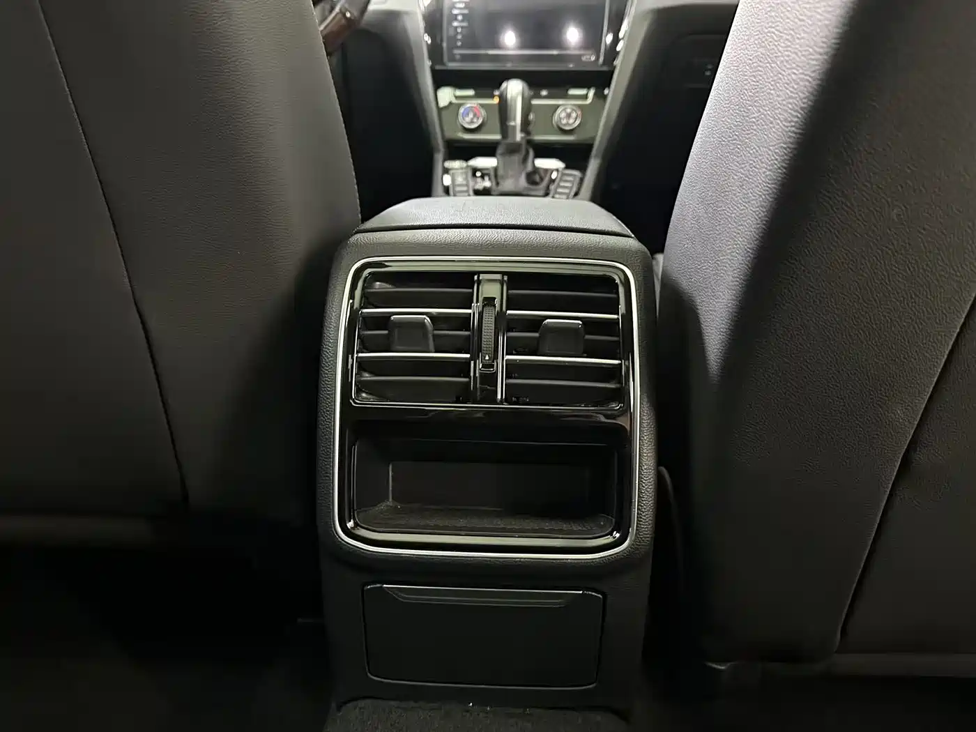 Volkswagen Magotan 2020 280TSI DSG Comfort фото 11