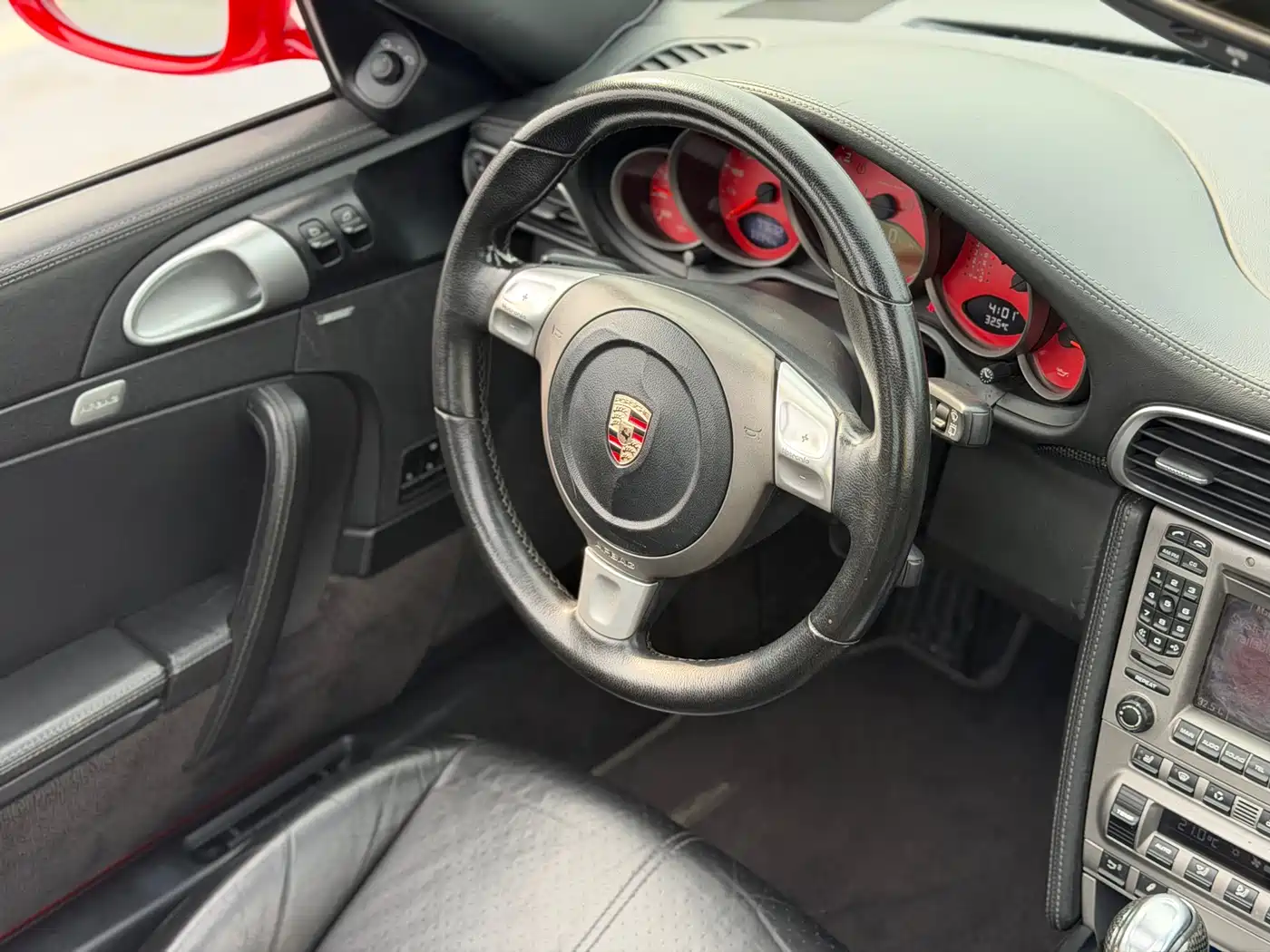 Porsche 911 2006 Carrera 4S AT 3.8L фото 23