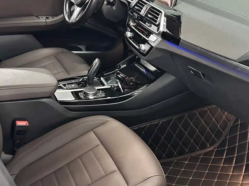 Фото 25 - BMW X3